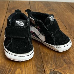 Old skool vans crib shoes soft soles infant shoes size 2 black and floral